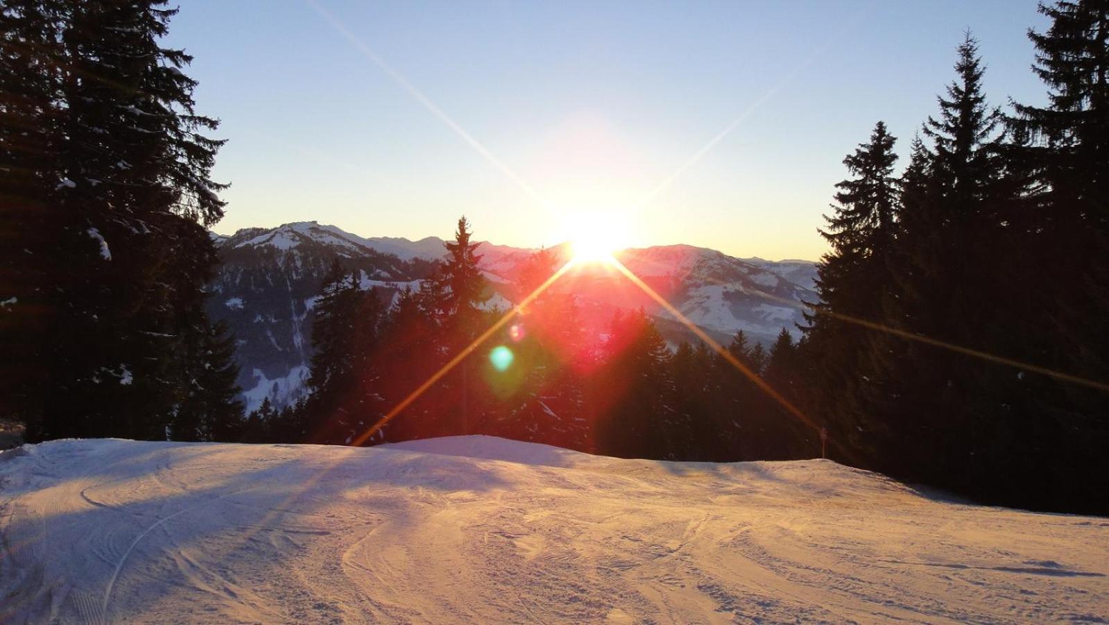 Ski-In, Ski-Out By Apartment Managers كيرشبرغ ان تيرول المظهر الخارجي الصورة